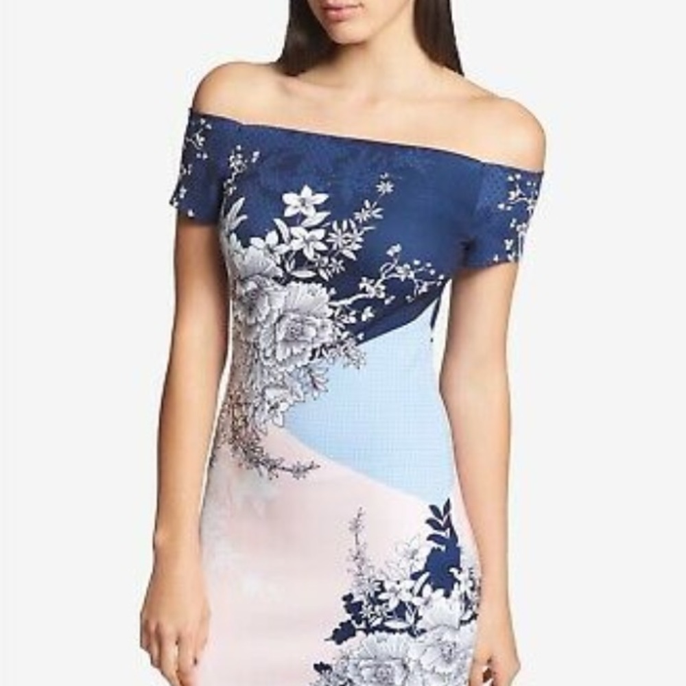 GUESS 14 OFF THE SHOULDER FLORAL DRESS